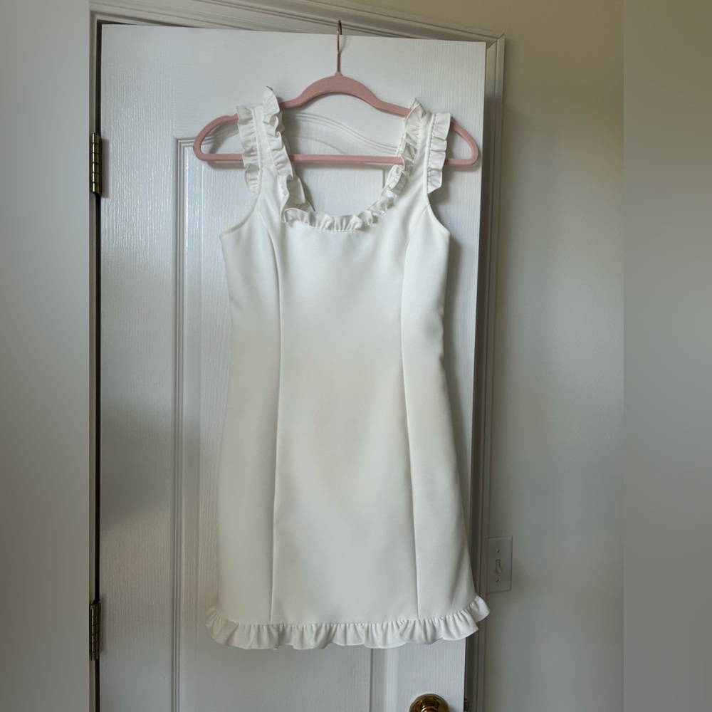 White Endless Rose Ruffled Lined dress